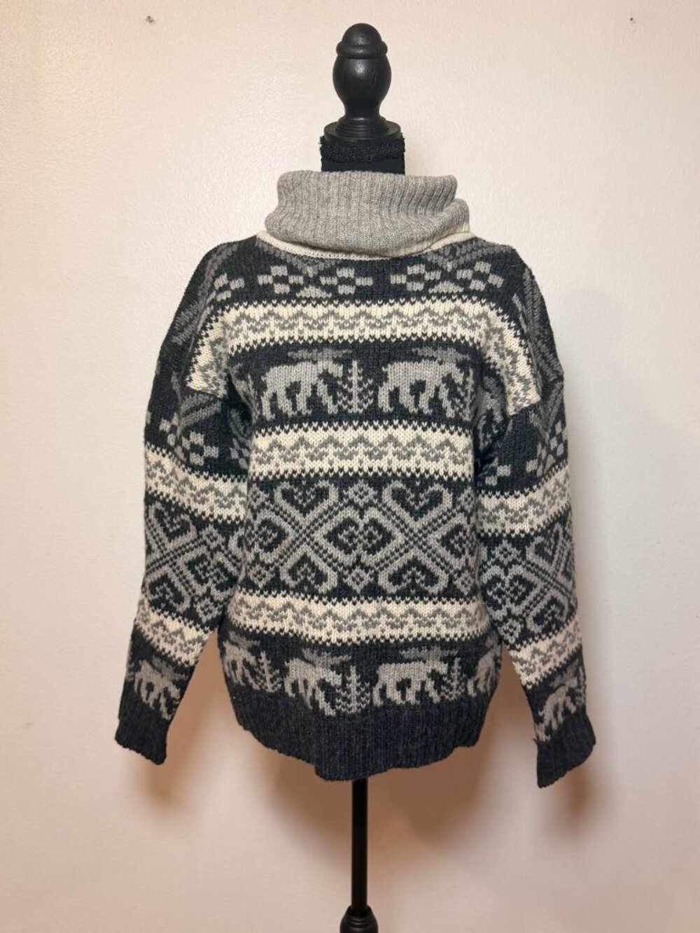Vintage Eddie Bauer 100% Wool Moose Sweater Cottagecore Cabin Core Fair Isle M